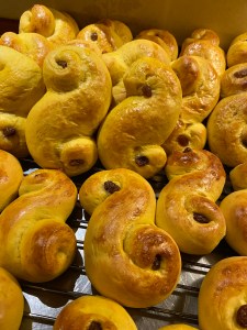 fina men smaklösa lussebullar